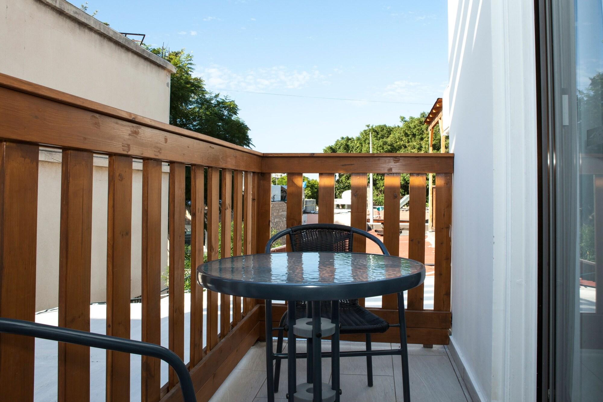Alecos Hotel Apartments Pafos Dış mekan fotoğraf
