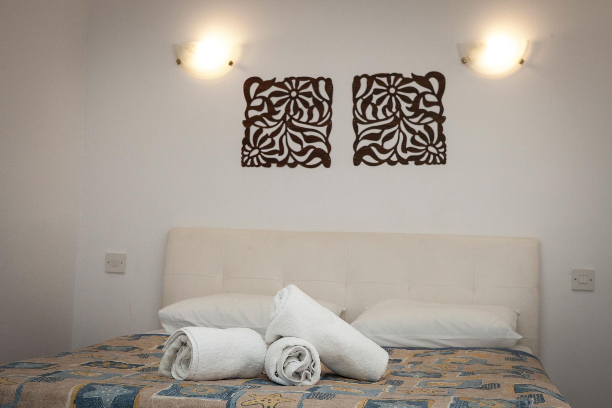 Alecos Hotel Apartments Pafos Dış mekan fotoğraf