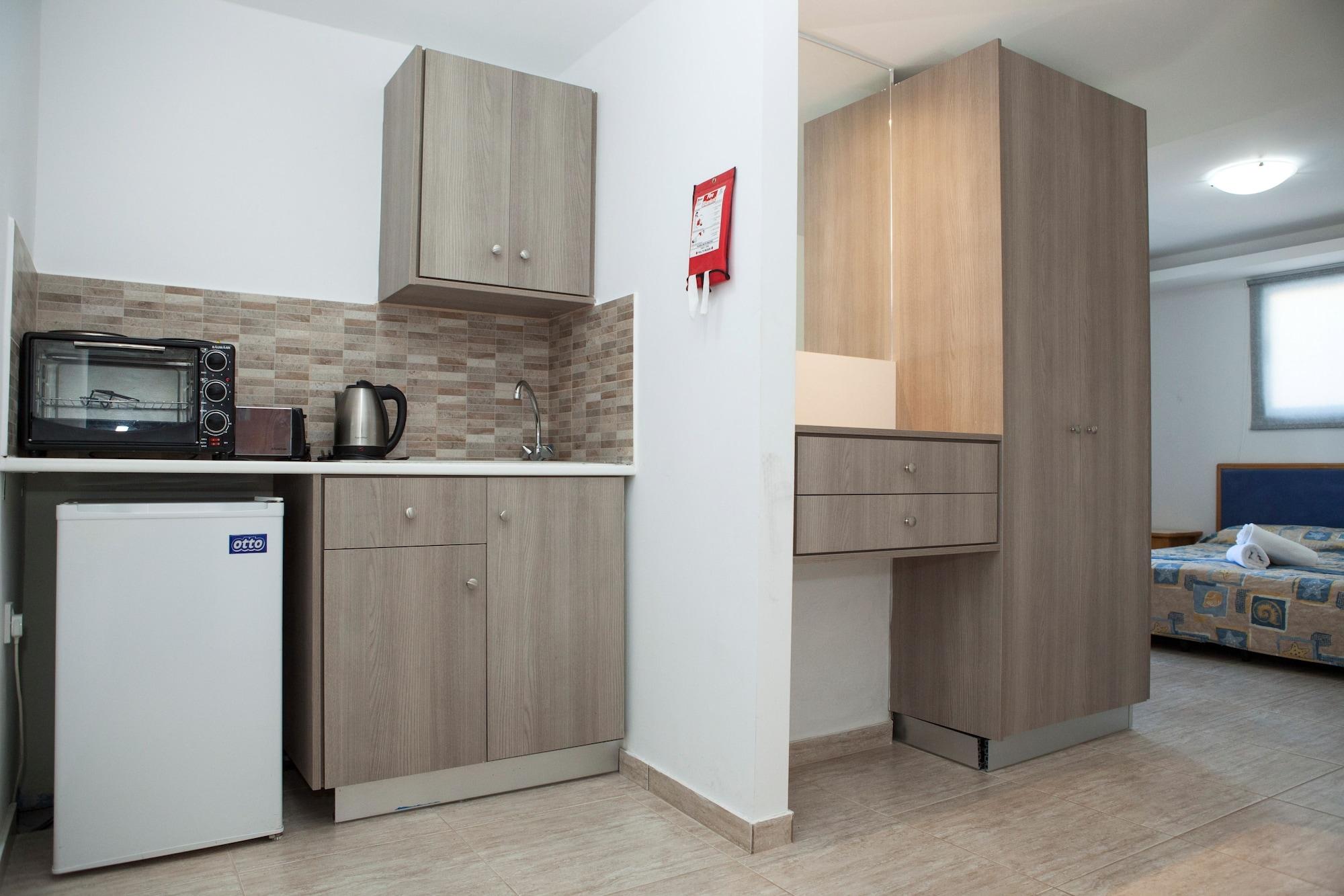 Alecos Hotel Apartments Pafos Dış mekan fotoğraf