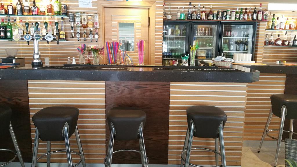 Alecos Hotel Apartments Pafos Dış mekan fotoğraf