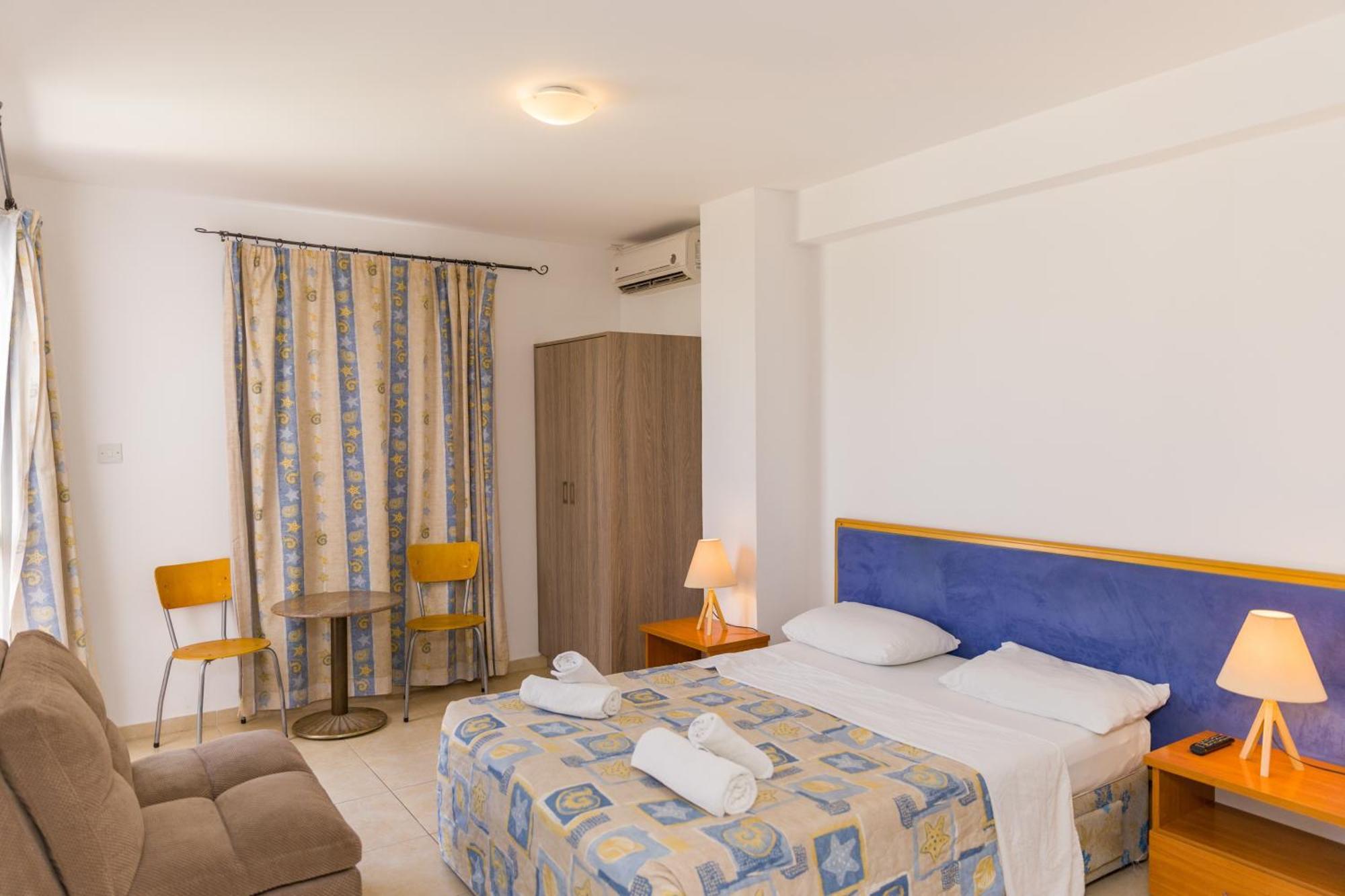 Alecos Hotel Apartments Pafos Dış mekan fotoğraf
