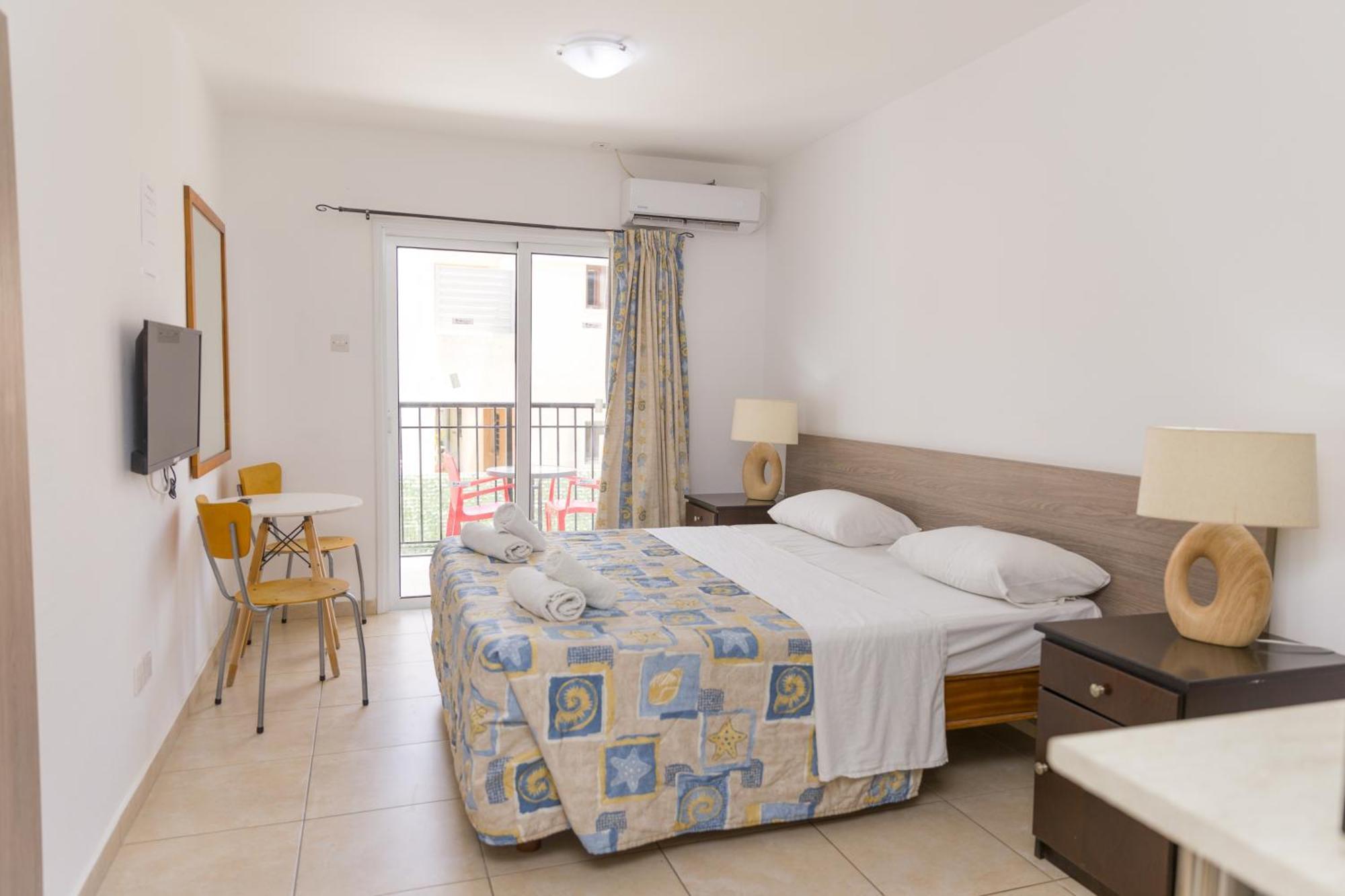Alecos Hotel Apartments Pafos Dış mekan fotoğraf