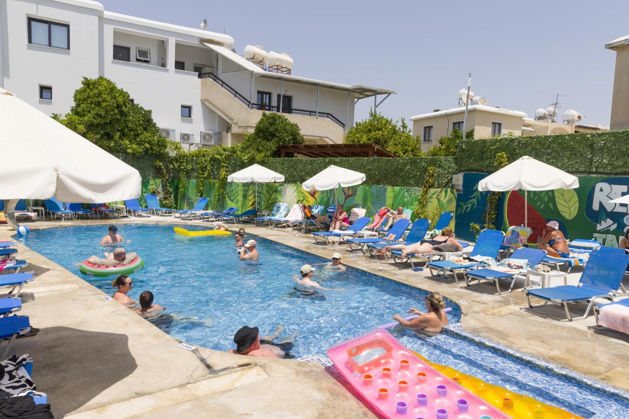 Alecos Hotel Apartments Pafos Dış mekan fotoğraf