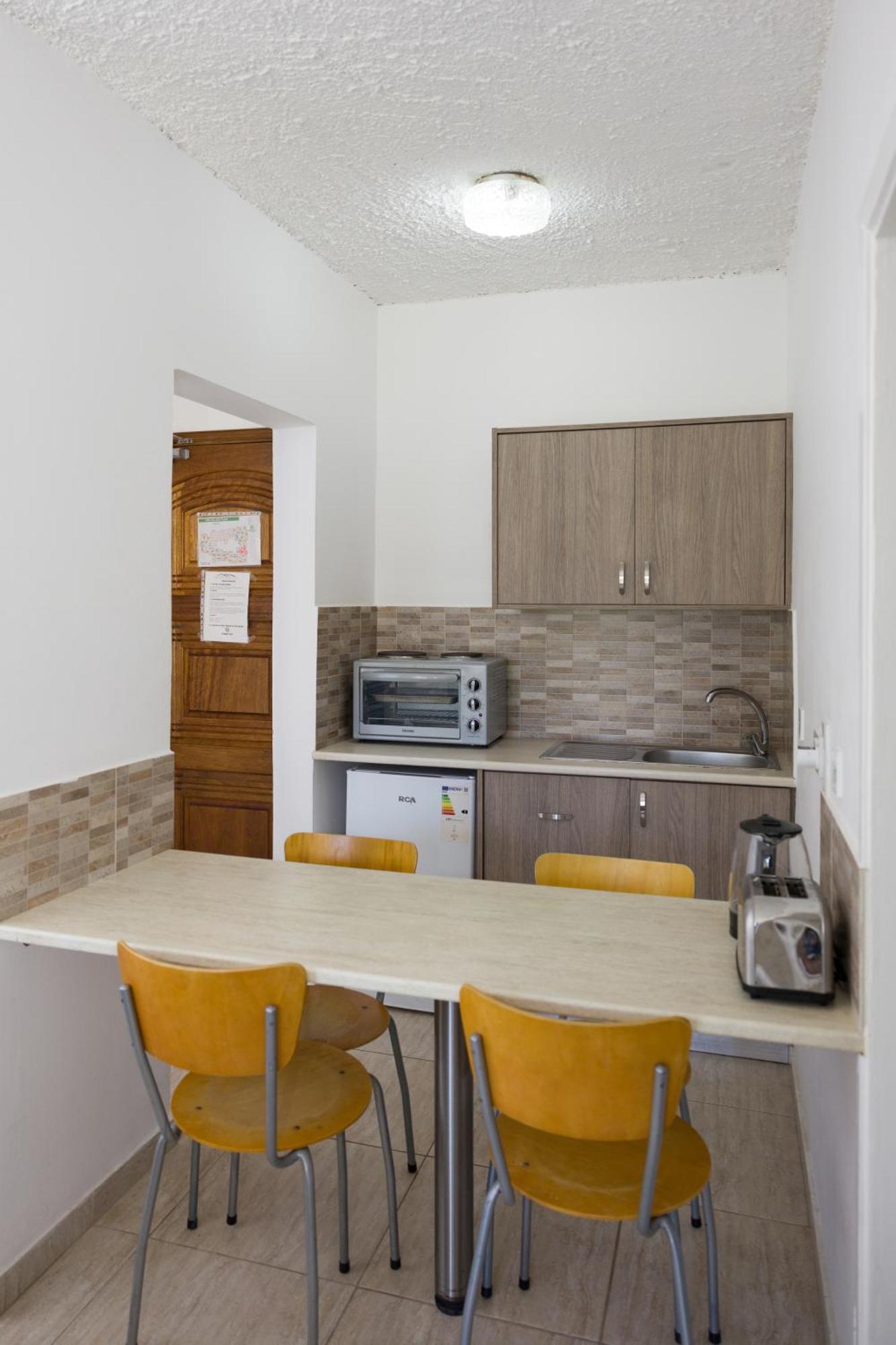 Alecos Hotel Apartments Pafos Dış mekan fotoğraf