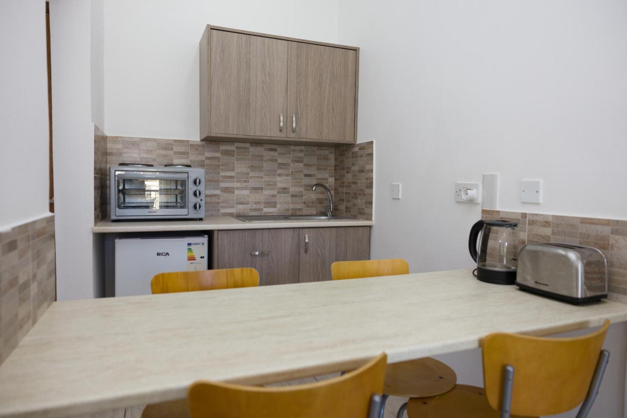 Alecos Hotel Apartments Pafos Dış mekan fotoğraf